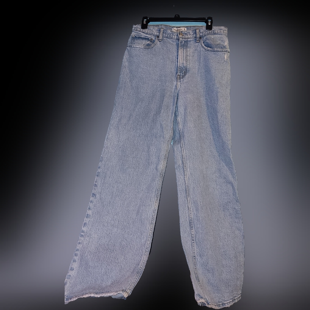 Abercrombie and Fitch 90's relaxed Straight-leg jeans